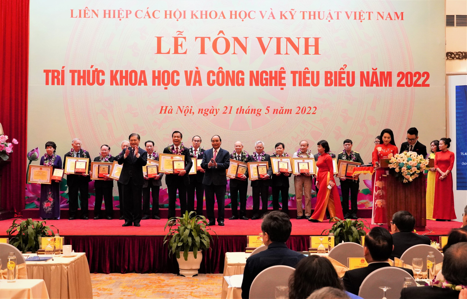 Lễ tôn vinh trí thức khoa học - công nghệ Liên hiệp các hội khoa học và kỹ thuật Việt Nam 2022